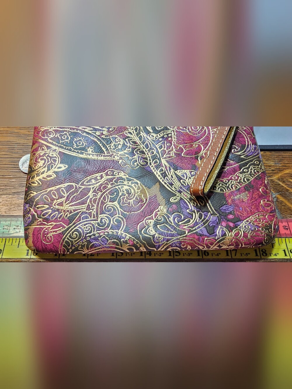 Patricia Nash wristlet. In good condition. Please see pictures for additional in